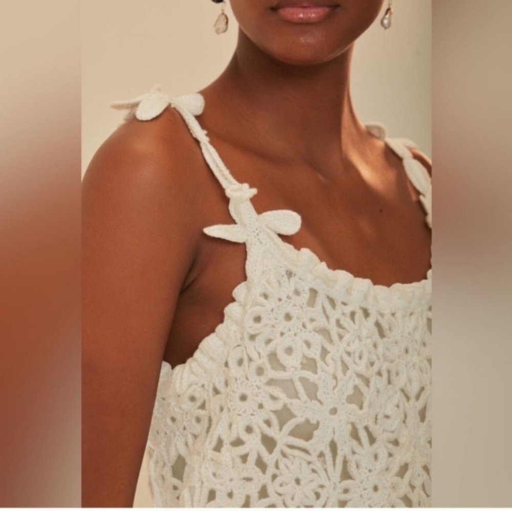 FARM Rio White Crochet Top - Picture 2 of 7
